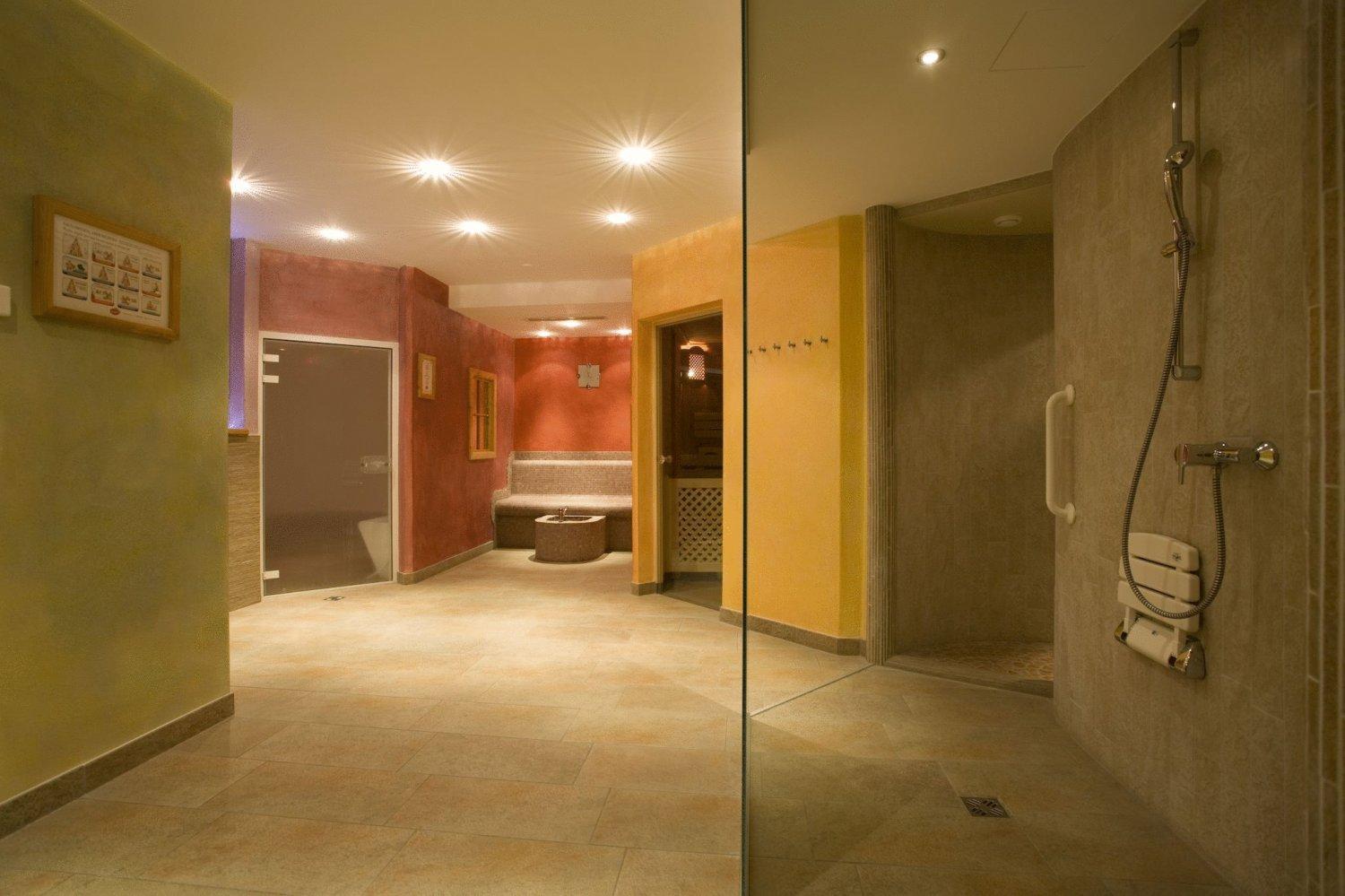 סילס מריה Hotel Seraina מראה חיצוני תמונה