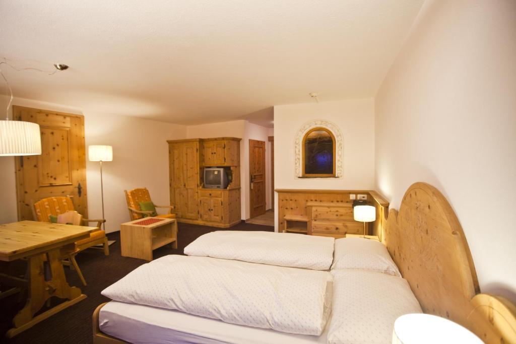 סילס מריה Hotel Seraina חדר תמונה